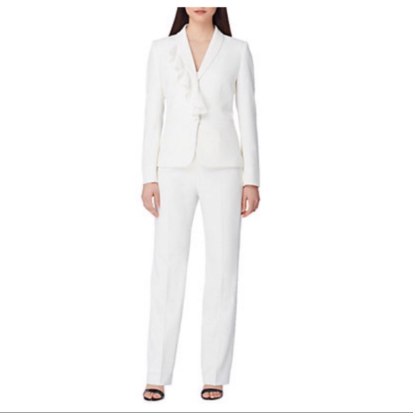 Tahari ASL Ruffle Shawl Collar Pant Suit, Size 22W - Picture 1 of 16